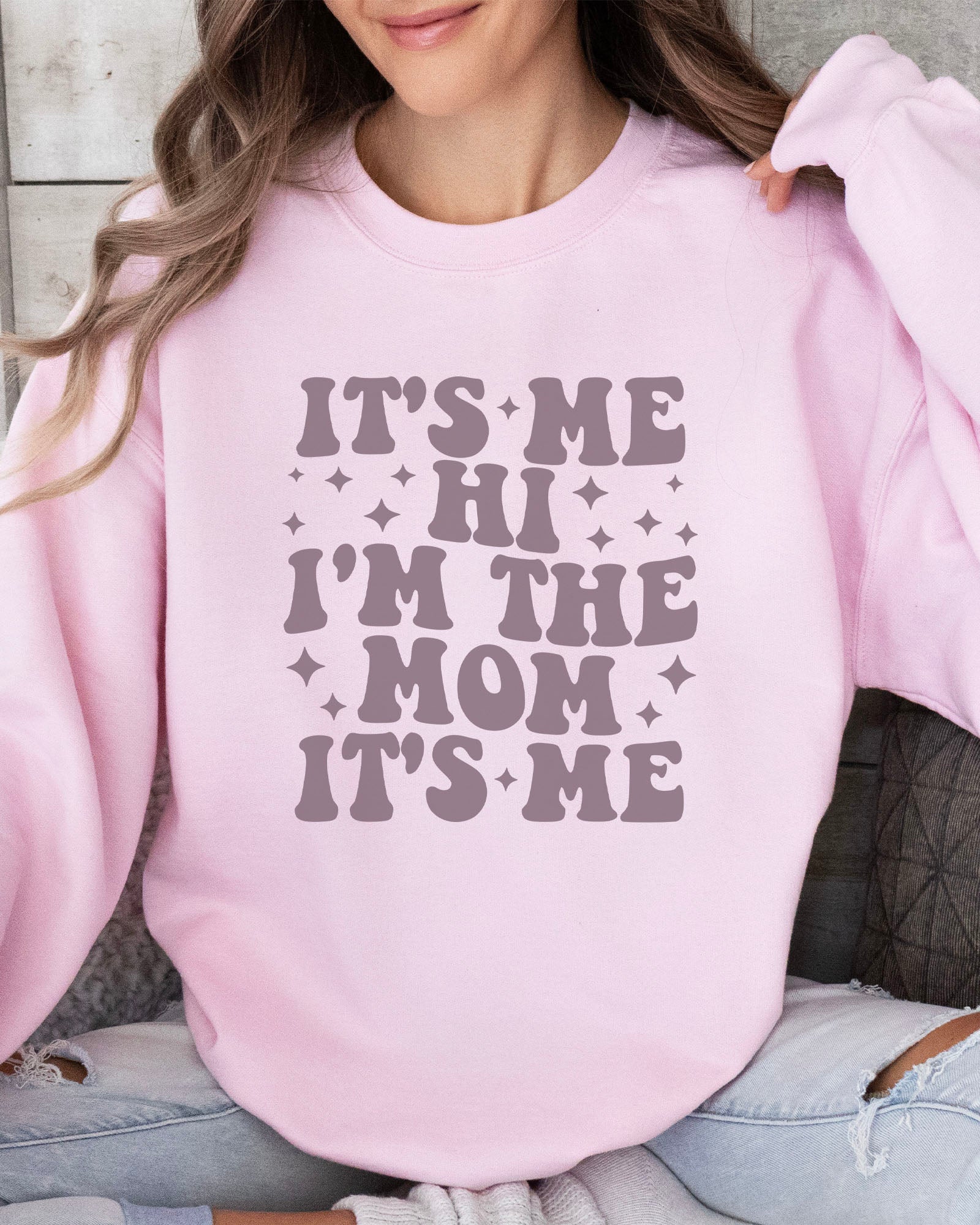 It's Me I'm The Mom Sweatshirt