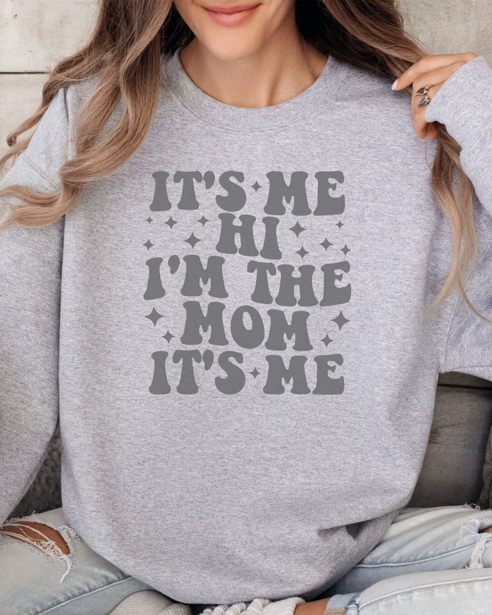 It's Me I'm The Mom Sweatshirt